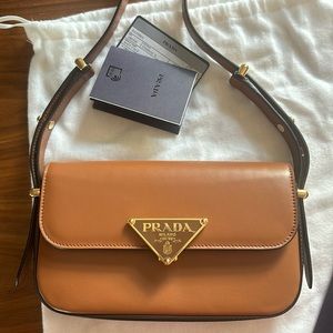 Prada leather shoulder/crossbody bag brand new, unused